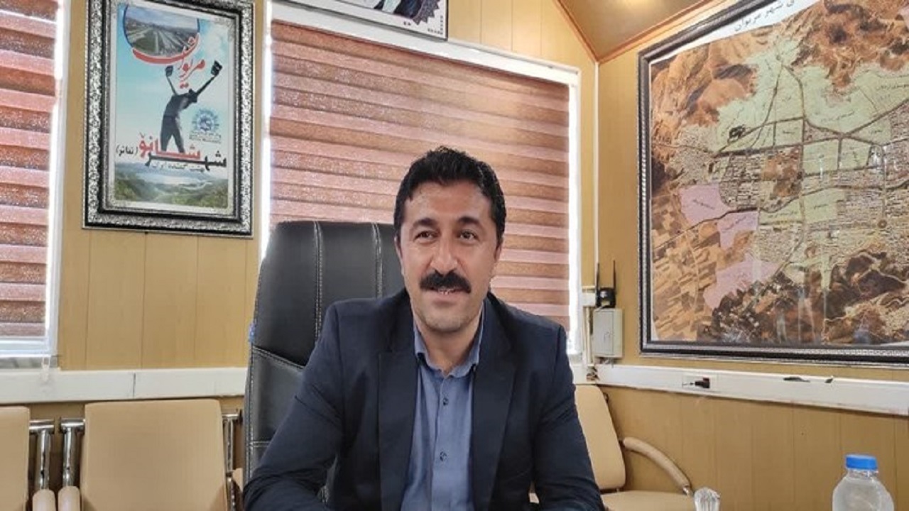 شهرداری را از وجود افراد فاسد و سودجو پاکسازی می‌کنم