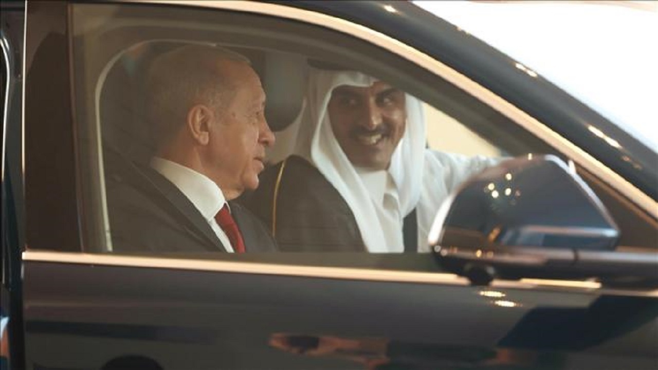 اردوغان به امیر قطر هم دو خودروی «توگ» هدیه داد+ فیلم