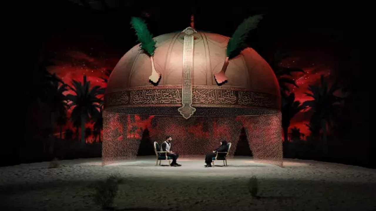 دکور برنامه تلویزیونی «از سرگذشت» در تهران نصب می‌شود