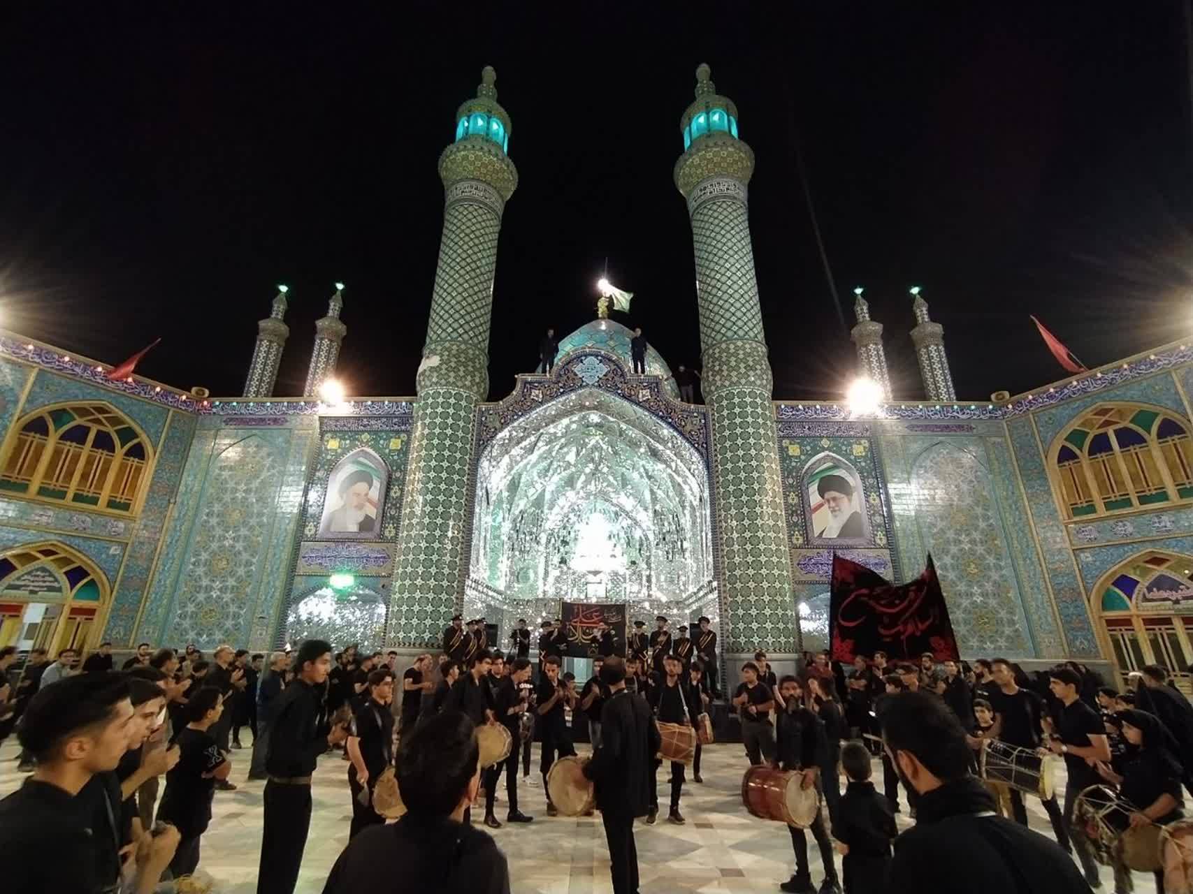 آیین تعویض پرچم در حرم مطهر حضرت محمد هلال بن علی (ع)