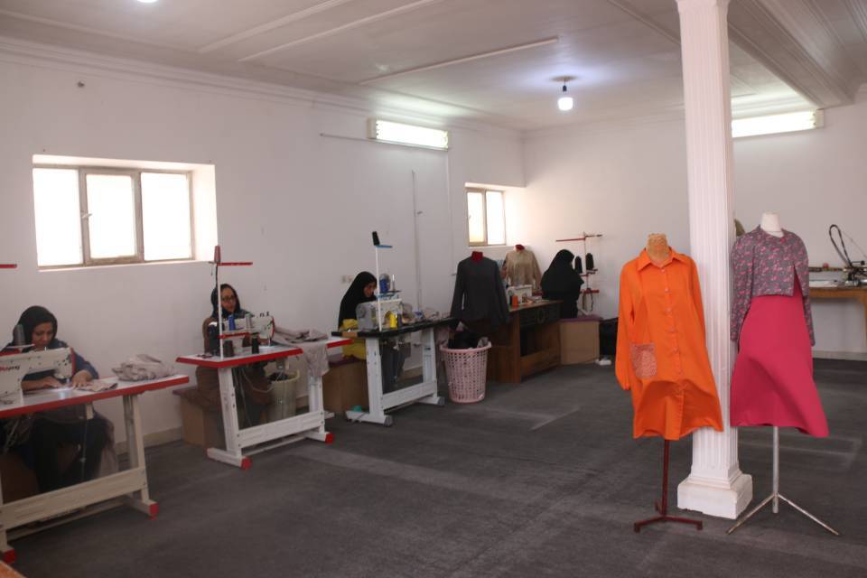 بهره برداری از یک کارگاه خیاطی در رفسنجان