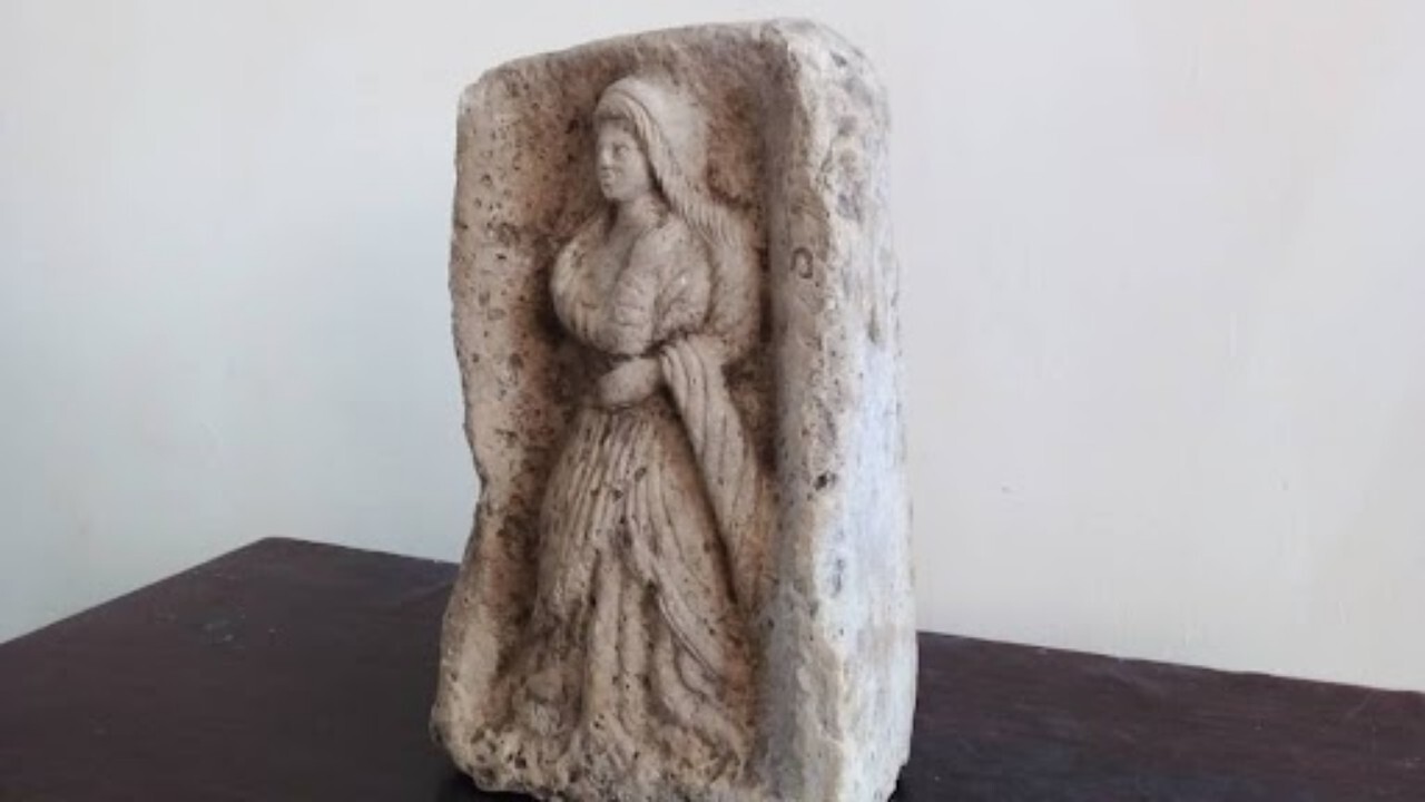 کشف مجسمه ۲ هزار ساله در کاپیسا