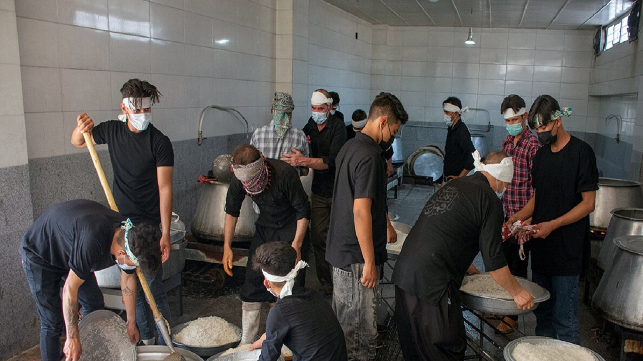 نظارت ۲۶۰ کارشناس بهداشت بر تهیه و توزیع غذا ماه محرم در گلستان