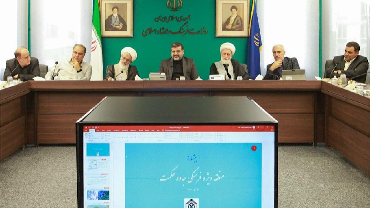 اجرای طرح جاده حکمت ضروری است