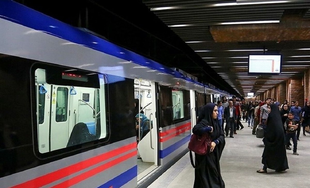 رایگان شدن مترو از ساعت ۷ تا ۱۱ صبح فردا
