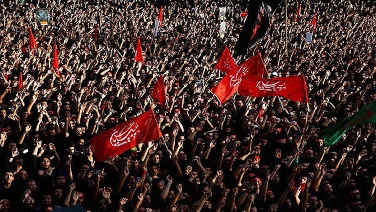 گوشه‌هایی از جلوه گری شور حسینی در فولادشهر اصفهان + فیلم