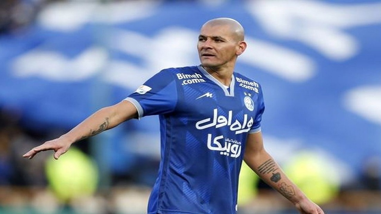 جمع‌آوری سند برای جلوگیری از ضرر هنگفت استقلال