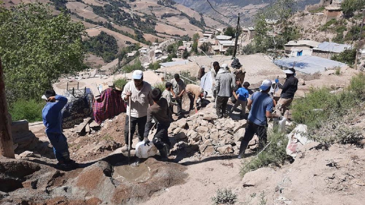 دانشجویان جهادگر یزدی وارد روستایی کشکک رامیان شدند