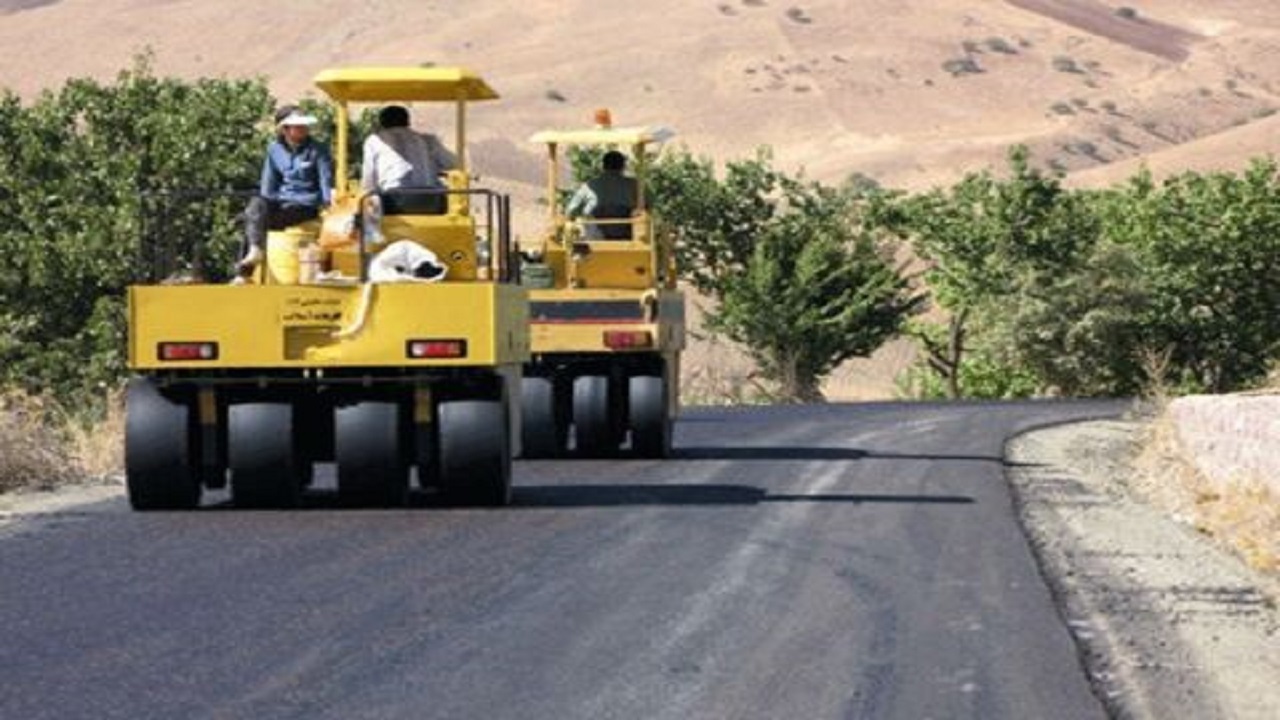 زیرسازی ۴ هزار متر مربع از معابر خاکی روستای نصرآباد گرگان