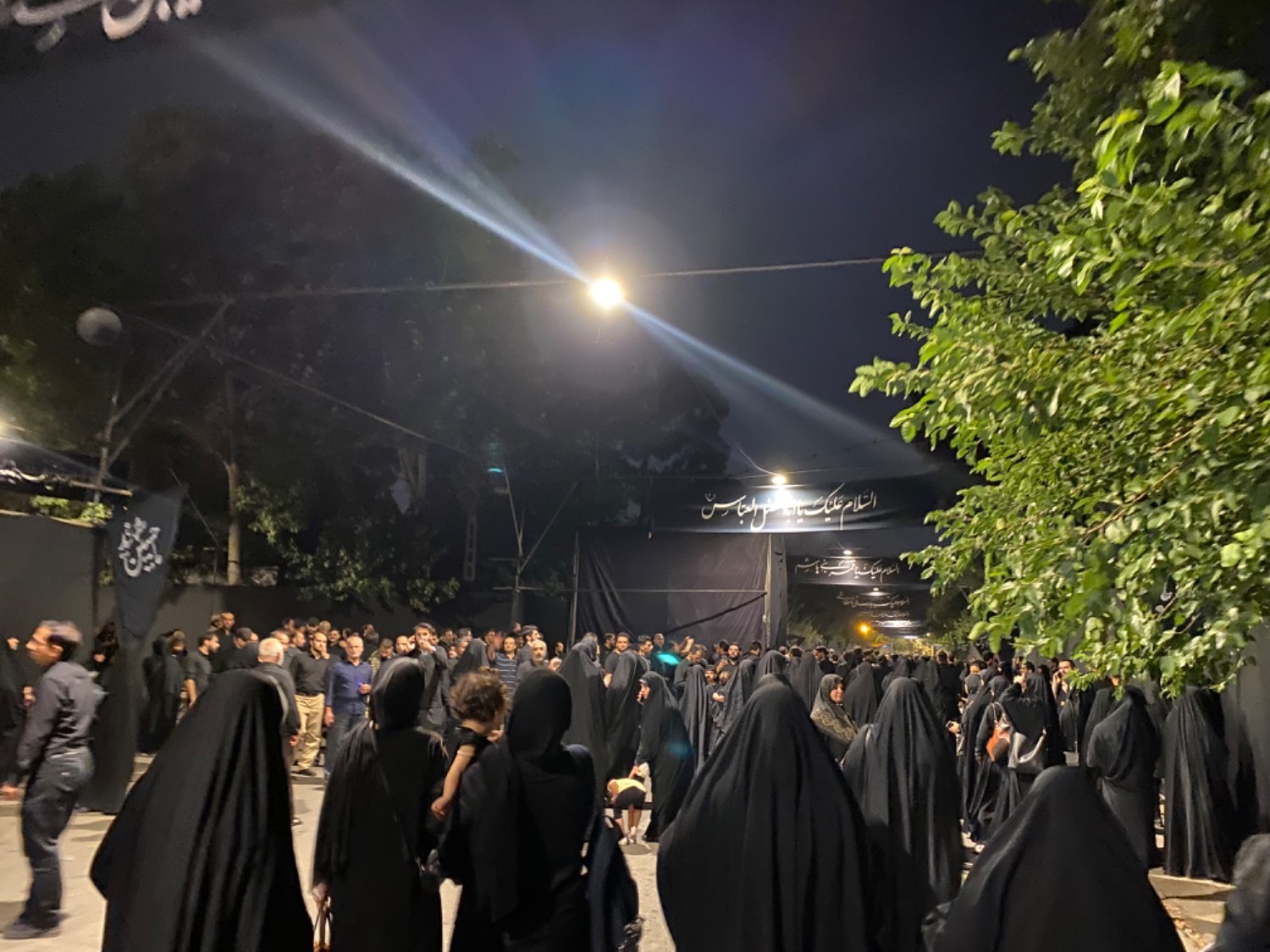مجلس عزاداری هیأت رایة العباس با نوای حاج محمود کریمی