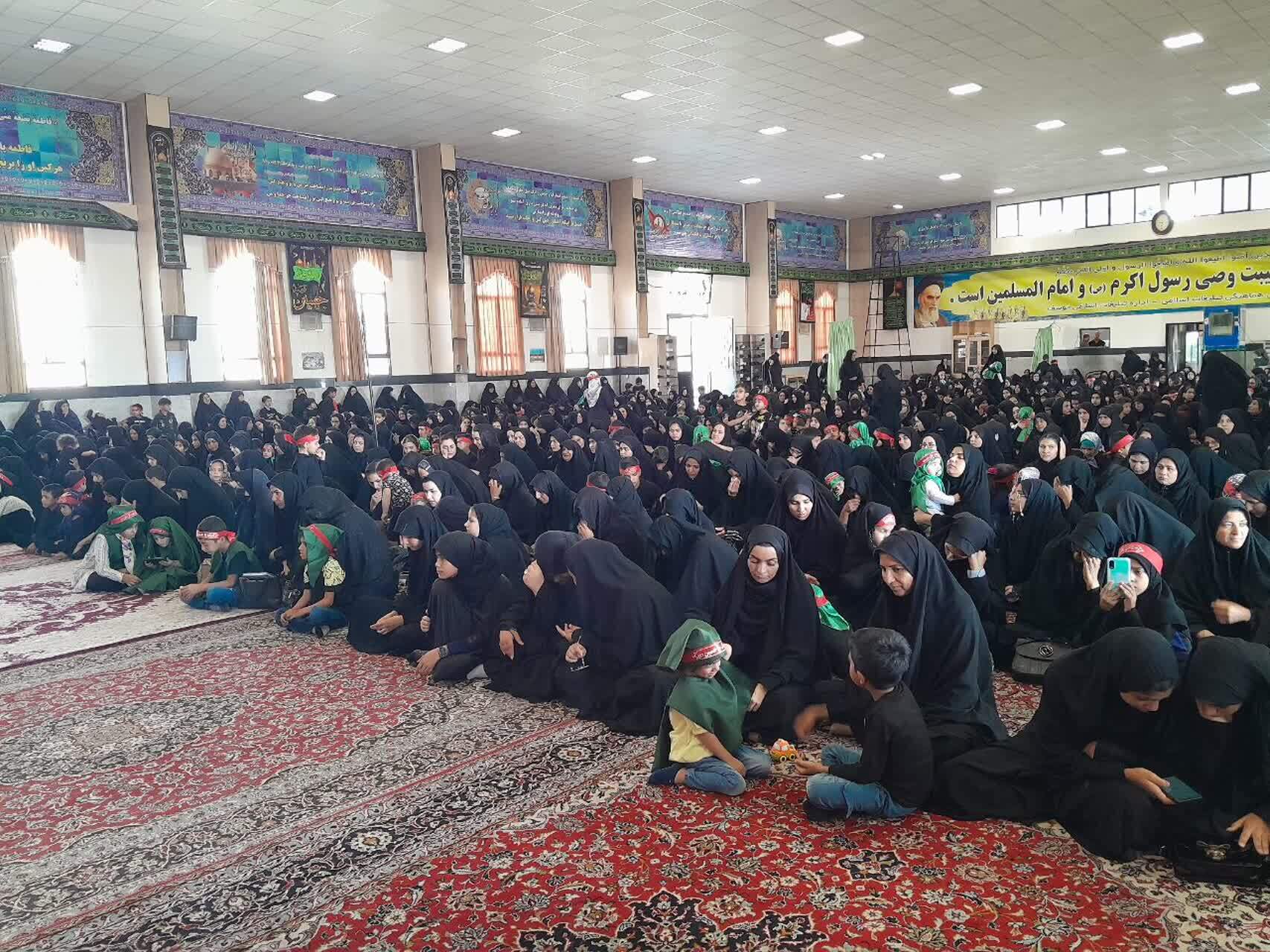 برگزاری همایش شیرخوارگان حسینی در بیرجند