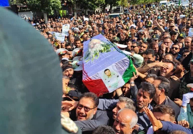 وداع باشکوه با دو شهید مدافع امنیت در یاسوج