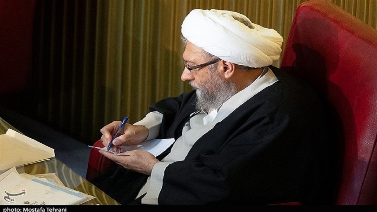 پیام تسلیت آملی لاریجانی در پی درگذشت آیت‌الله حسن صانعی