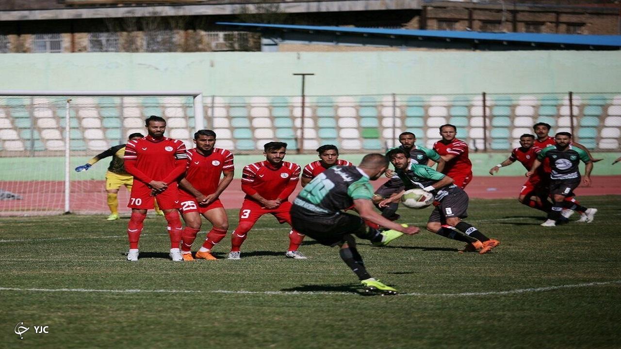 شهرآورد مهاباد با نتیجه مساوی به پایان رسید