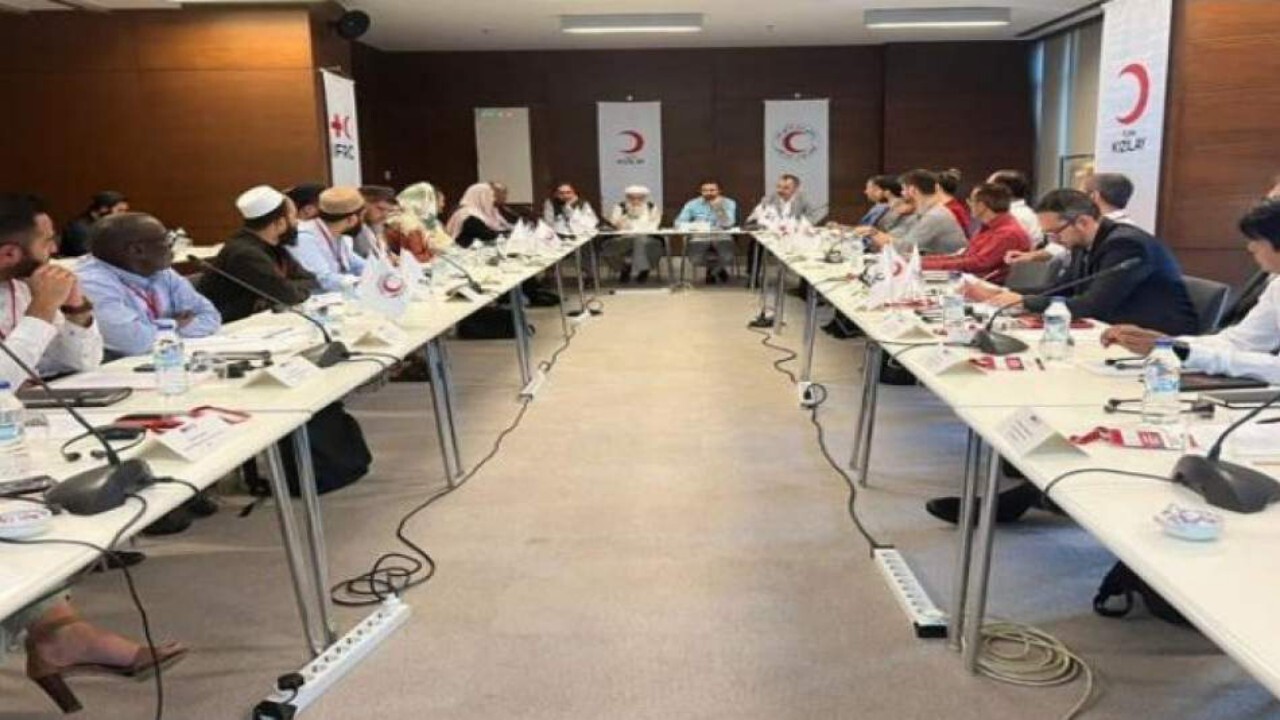 برگزاری نشست مشترک هلال احمر افغانی با مقامات هلال احمر کشورهای دیگر در ترکیه