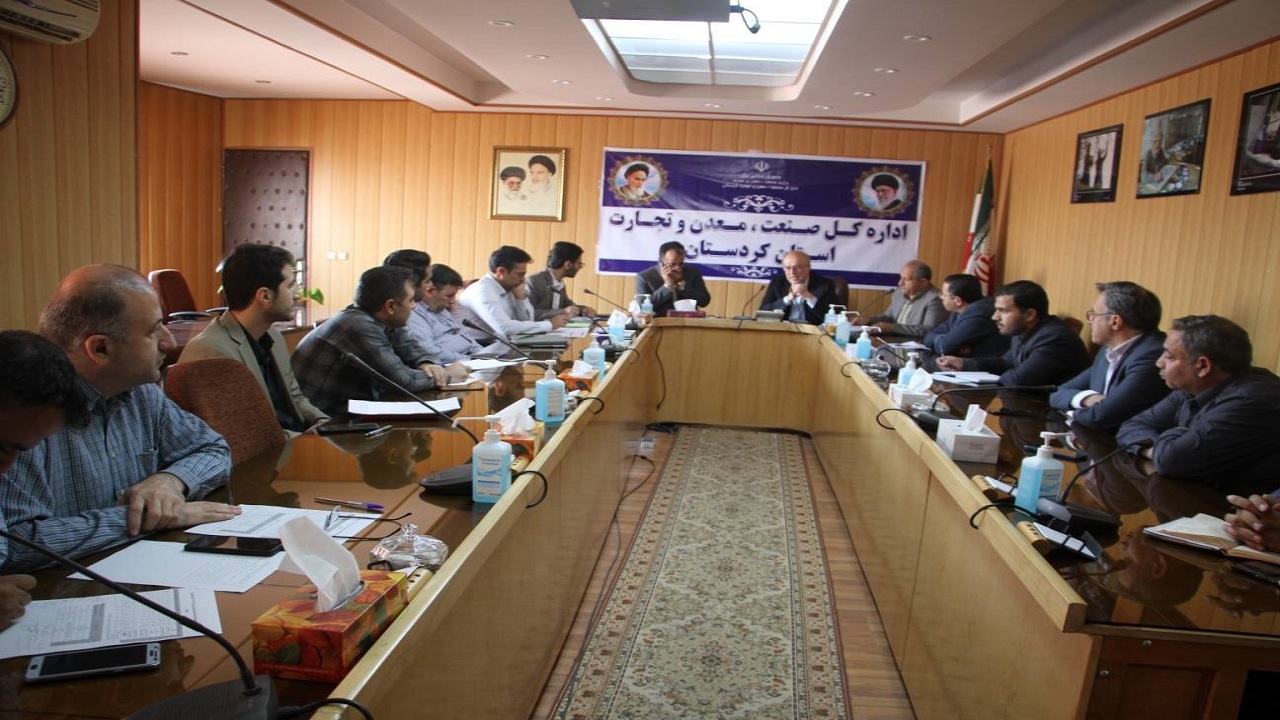 تولید کنندگان نیازمند حمایت هستند