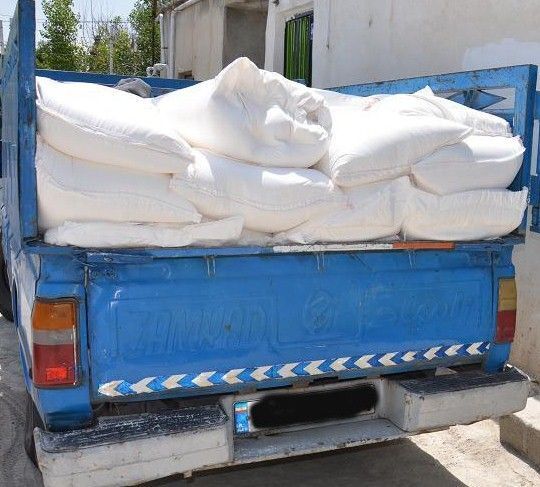 وانت حامل آرد قاچاق در عنبرآباد توقیف شد