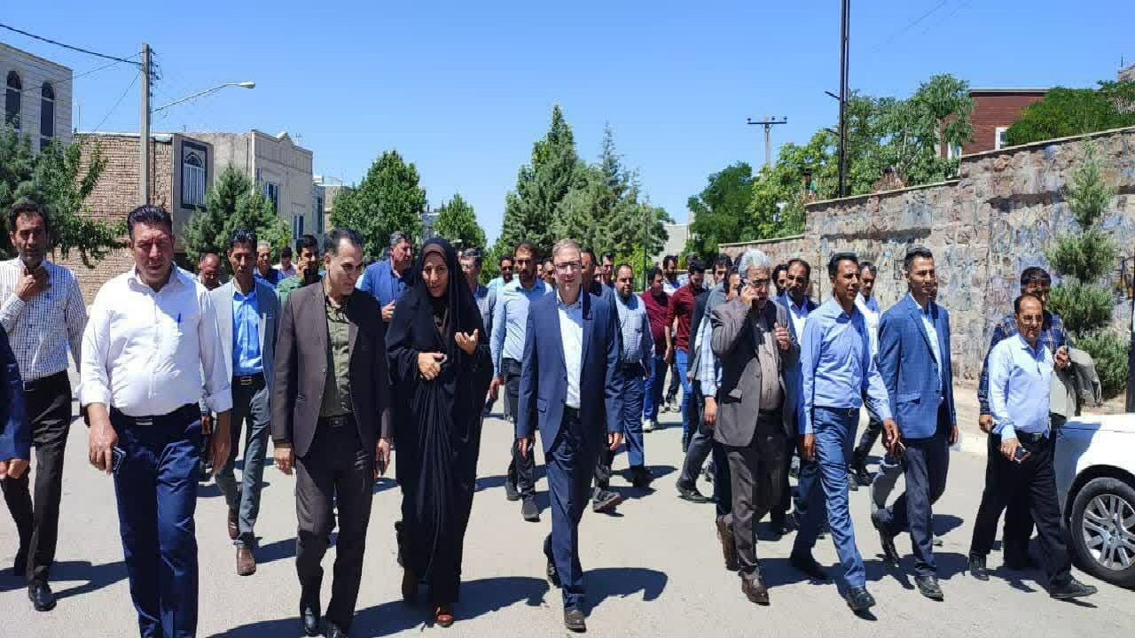 قزوین، مقصد بازدید ۵۶ نفر از دهیاران و بخشداران استان آذربایجان شرقی
