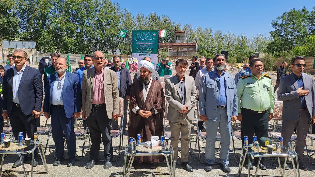 کلنگ زنی پروژه با حضور مسئولان