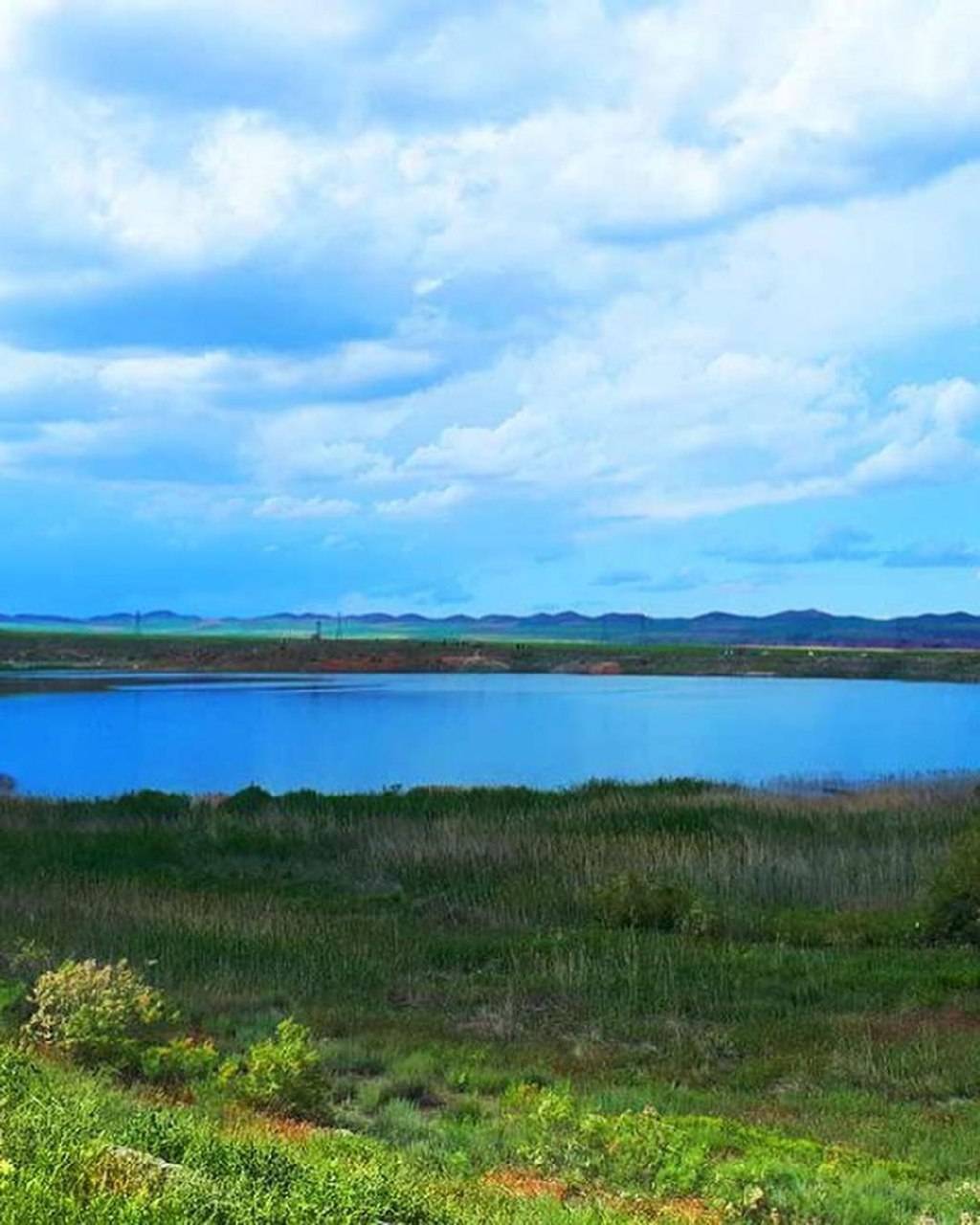 طبیعت دریاچه بزنگان