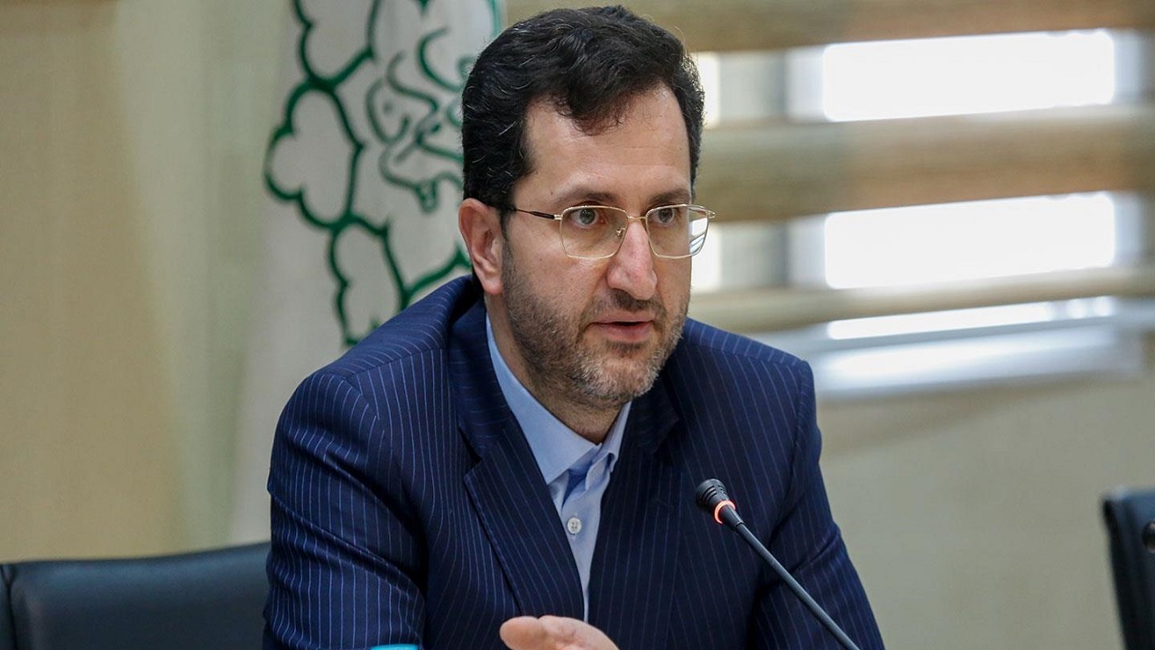 جمع آوری ساخت و ساز غیر مجاز در مجتمع مسکونی بهاران