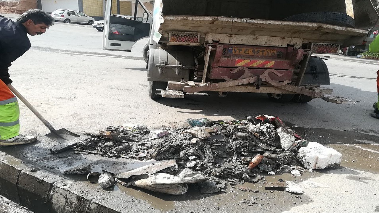 هزار مترمربع کانال و جوی آب لایروبی شد