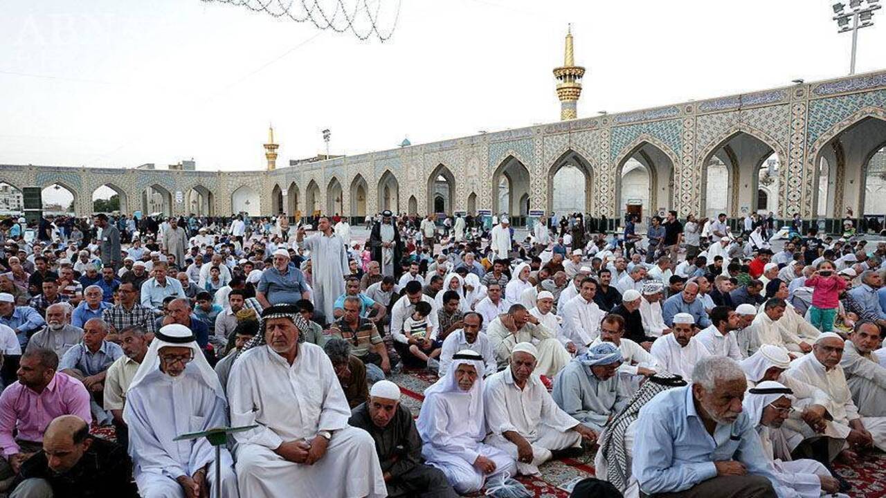 میزبانی از زائران غیرایرانی در حرم رضوی با «عیدالولایه»