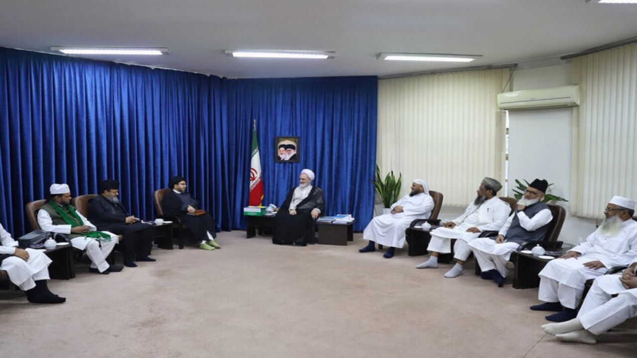 جمهوری اسلامی ایران در کنار مظلومان جهان است