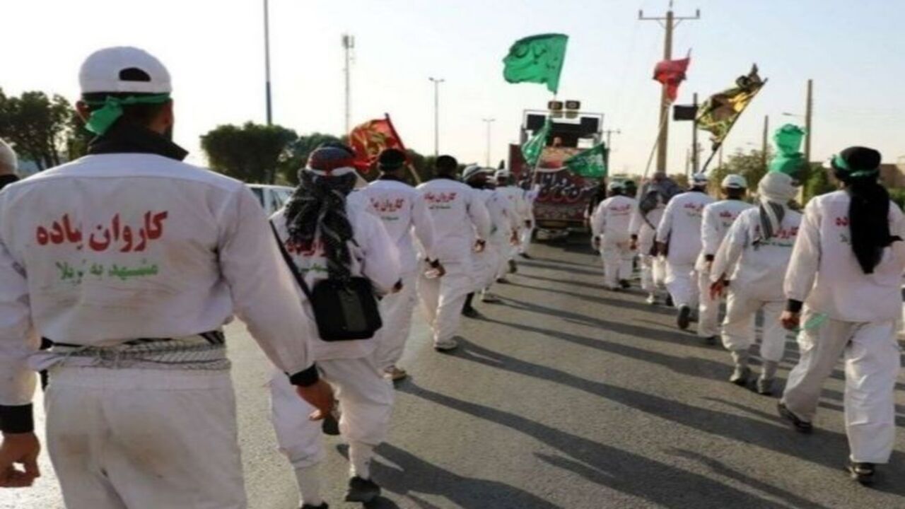 حرکت کاروان پیاده از مشهد تا کربلا+فیلم