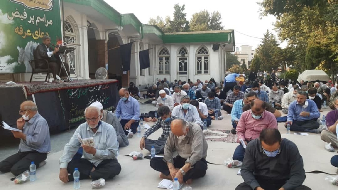 قرائت دعای عرفه در ۸۰ امامزاده مازندران