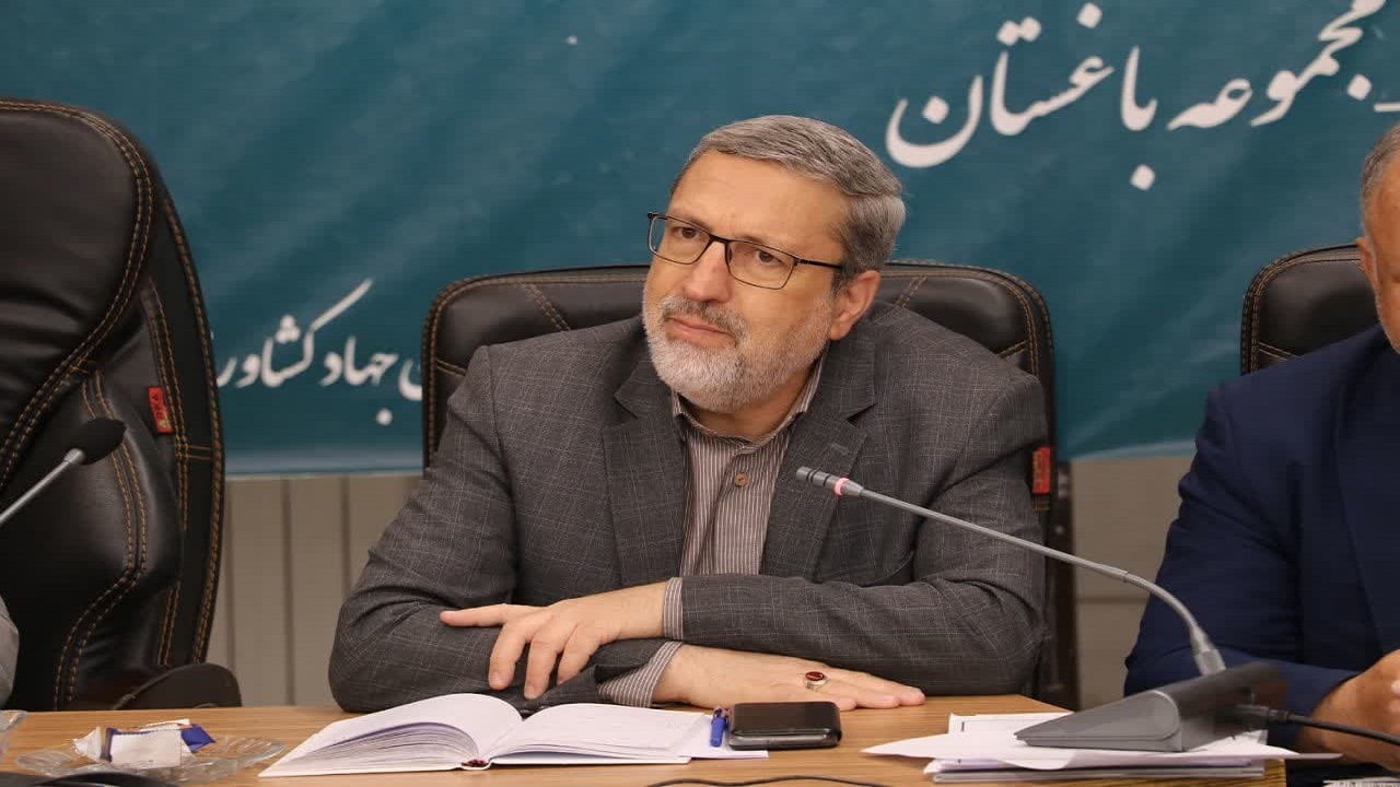 طرح توسعه ۲ هزار و ۵۰۰ هکتار گلخانه برای استان قزوین