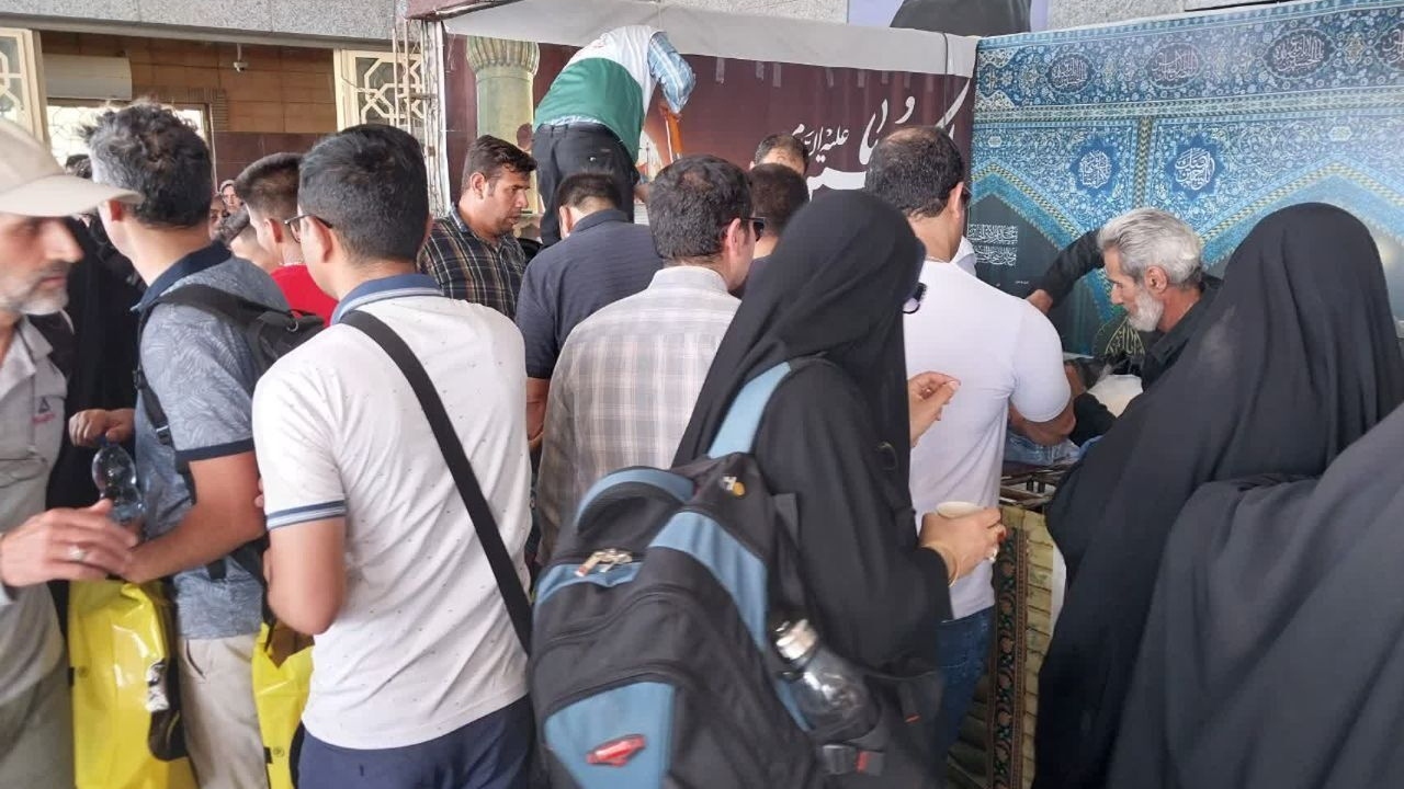 موج گذر زائران ایرانی به سمت کربلا