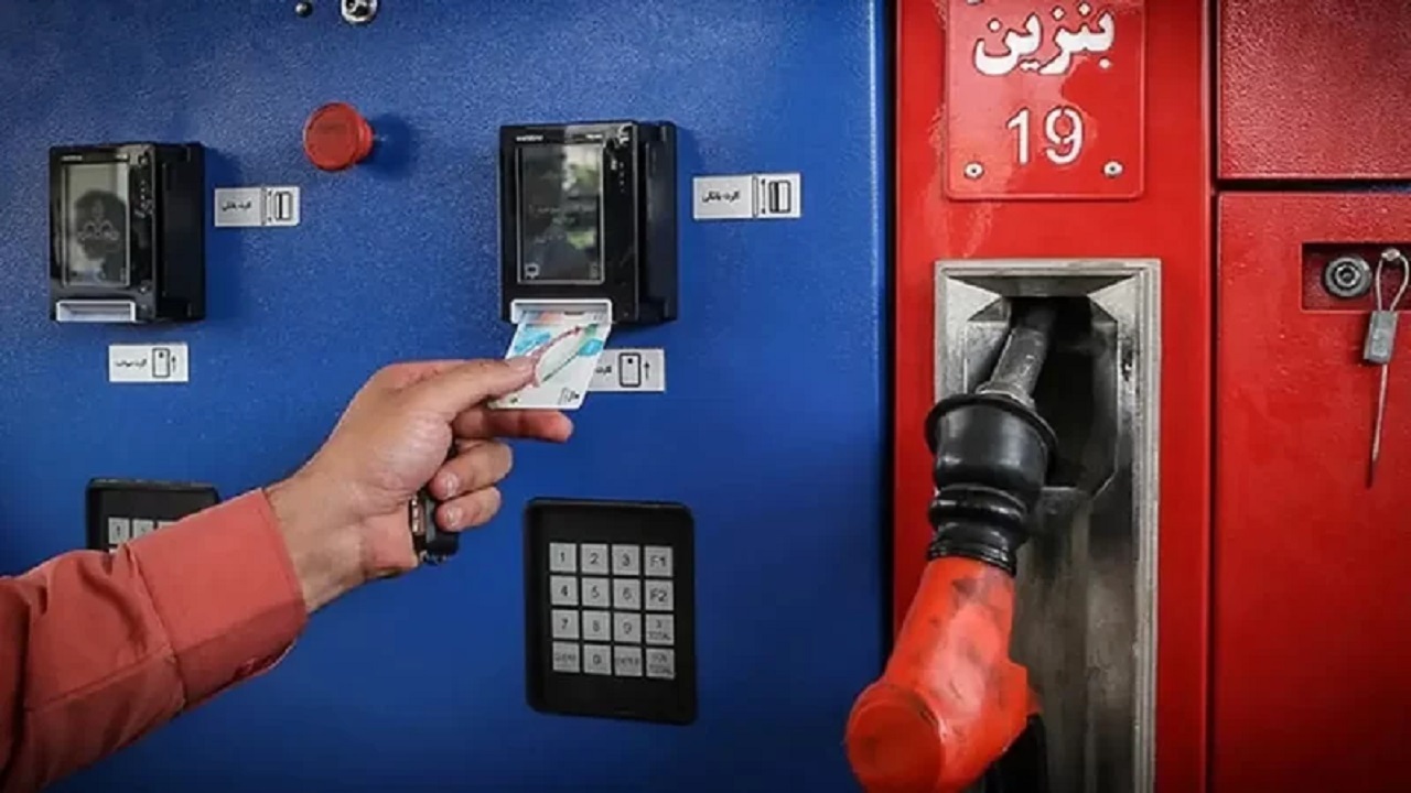 رنجش رانندگان از ارائه نشدن کارت سوخت جایگاه در بخش جغین