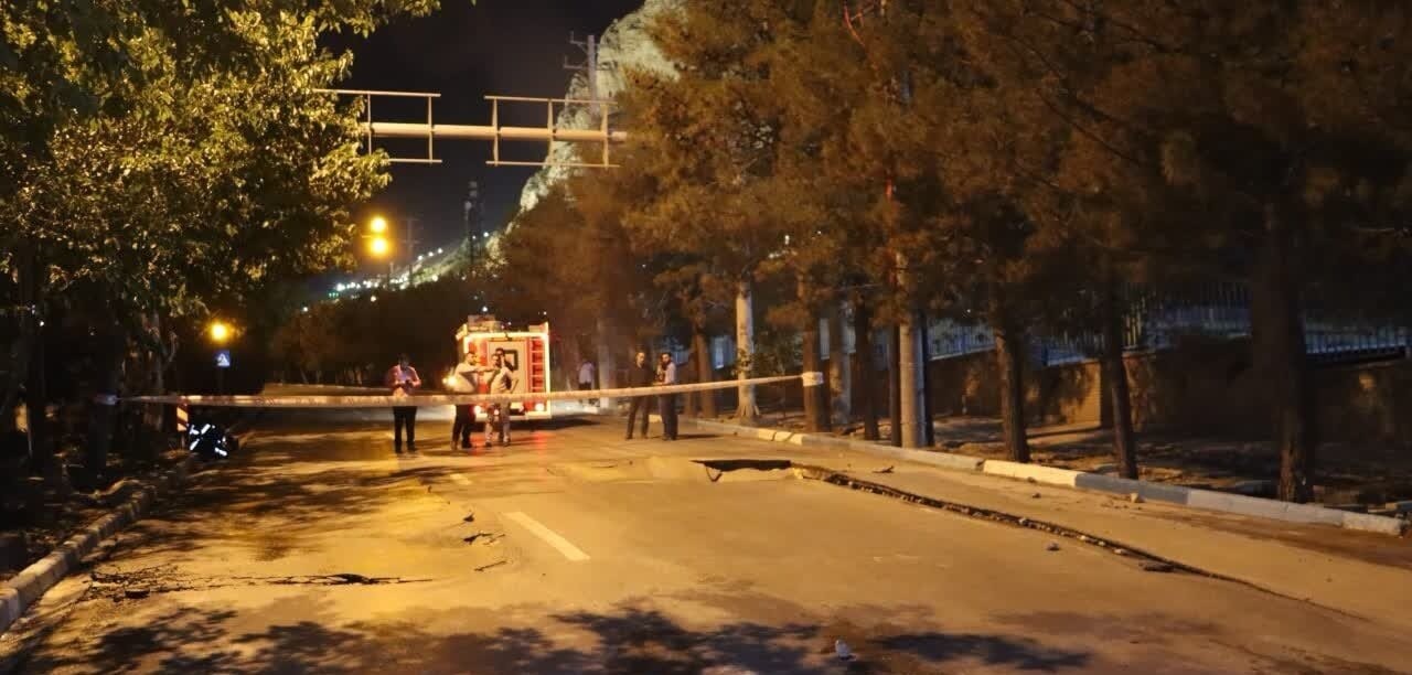 فرونشست زمین در بلوار صفه اصفهان