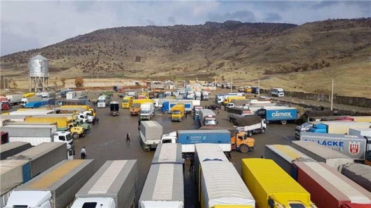 صادرات بیش از ۲۱۸ میلیون دلاری کالا از مرز‌های کردستان