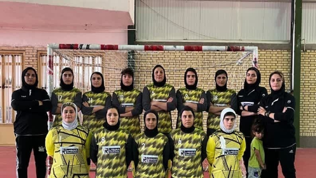 ادامه بی‌مهری‌ها به دختران قهرمان فوتسالیست لرستانی