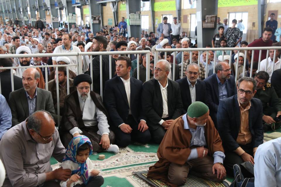 رئیس&zwnj;جمهور در جمع نمازگزاران جمعه رفسنجان یافت
