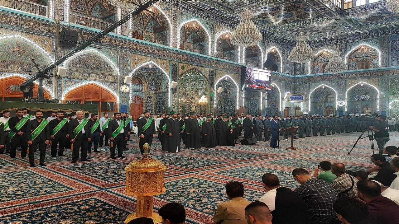 مراسم تعویض شیفت خادمان حرم امام حسین (ع) + فیلم و تصاویر