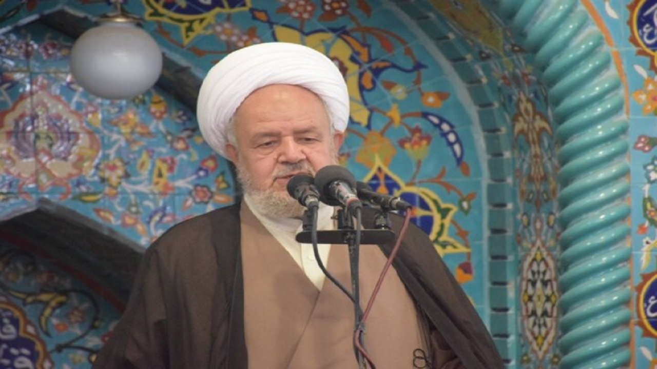 جهان اسلام در برابر اهانت غربی‌ها به مقدسات چاره‌اندیشی کند