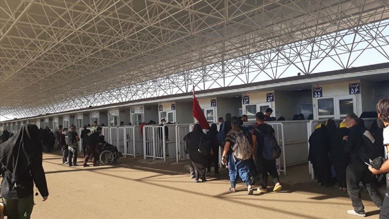 مدت زمان خروج از گیت‌های مرز مهران به چهار ثانیه کاهش یافت