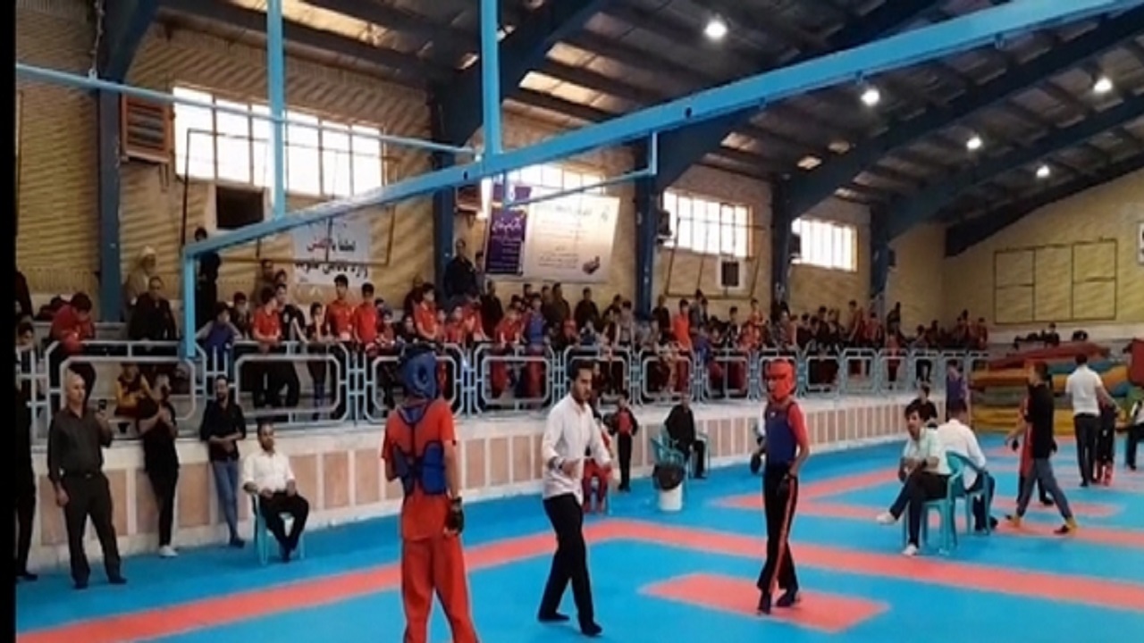 جدال دختران قمی در لیگ کشوری کاراته آینده سازان