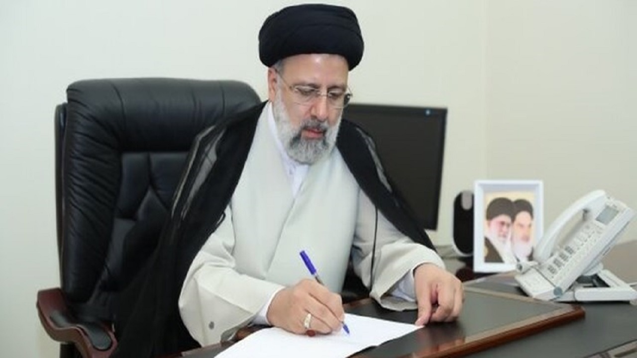 رئیس جمهور یک قانون مصوب مجلس را برای اجرا ابلاغ کرد