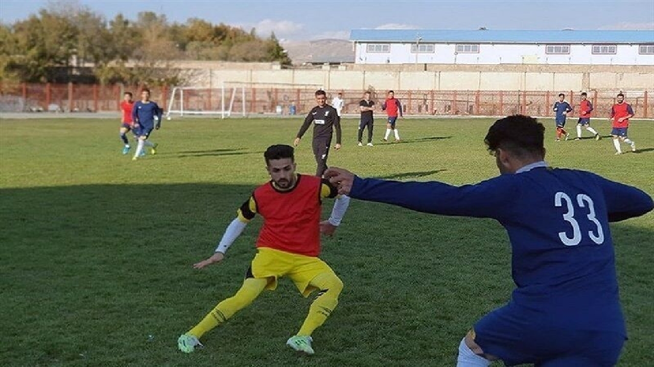 صدرنشینی تیم آبیدر سنندج در لیگ برتر فوتبال بزرگسالان کردستان