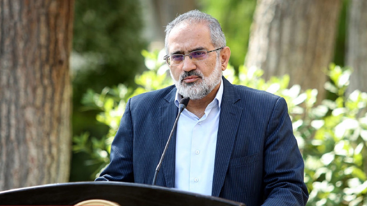 دولت مخالف مسکوت گذاشتن لایحه تشکیل وزارت بازرگانی است