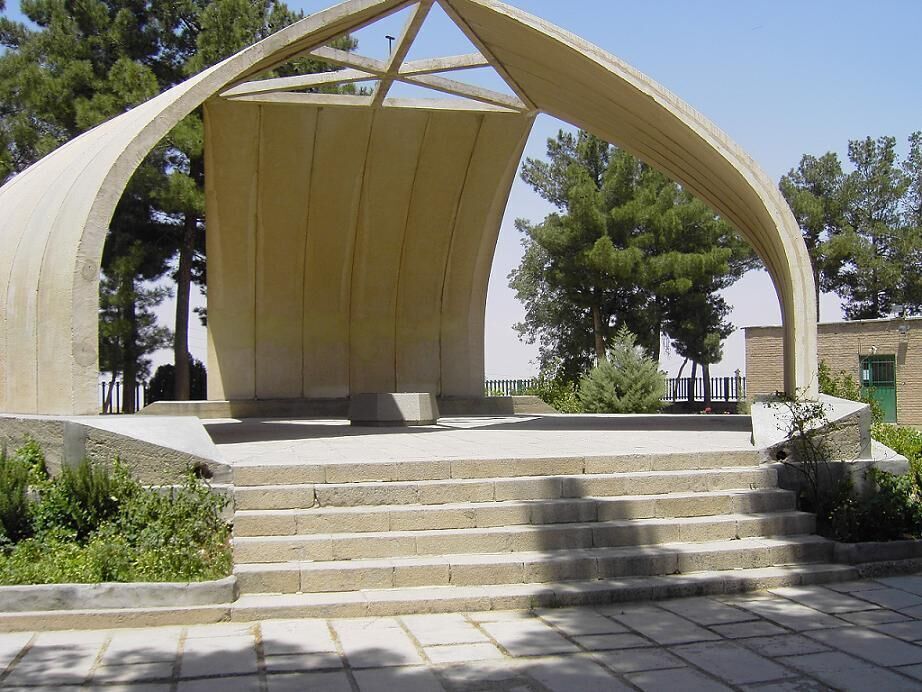 تاریخ ابوالحسن بیهقی در عصر خود مانند ندارد