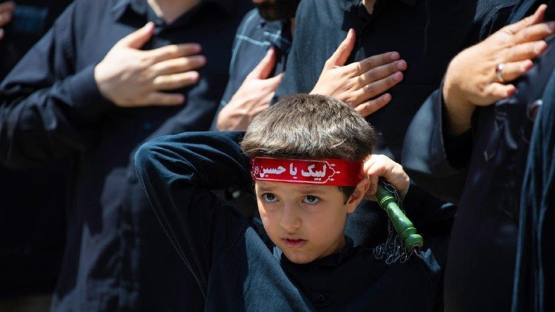 کودکان در مراسم عاشورا