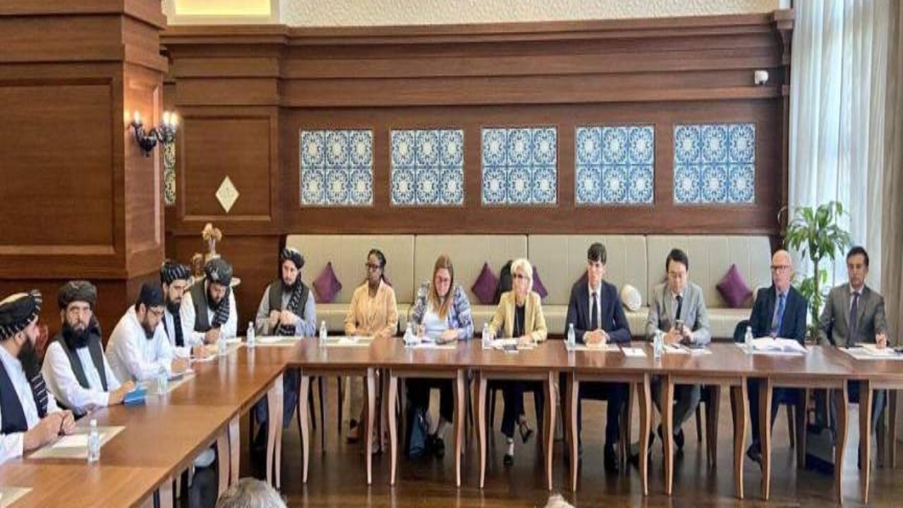سفرای کشورهای خارجی در افغانستان حضور داشته باشند