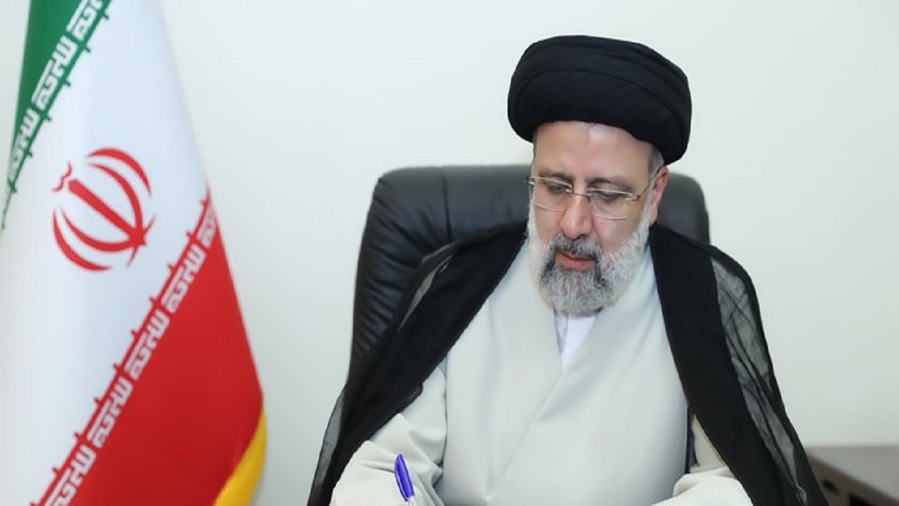 تبریک رئیس جمهور به مناسبت قهرمانی تیم ملی کشتی فرنگی نوجوانان