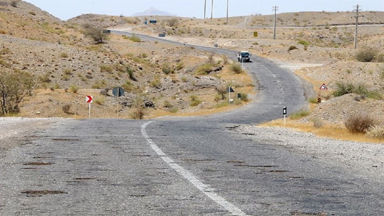 محور مهریز - تنگ چنار دوبانده می‌شود