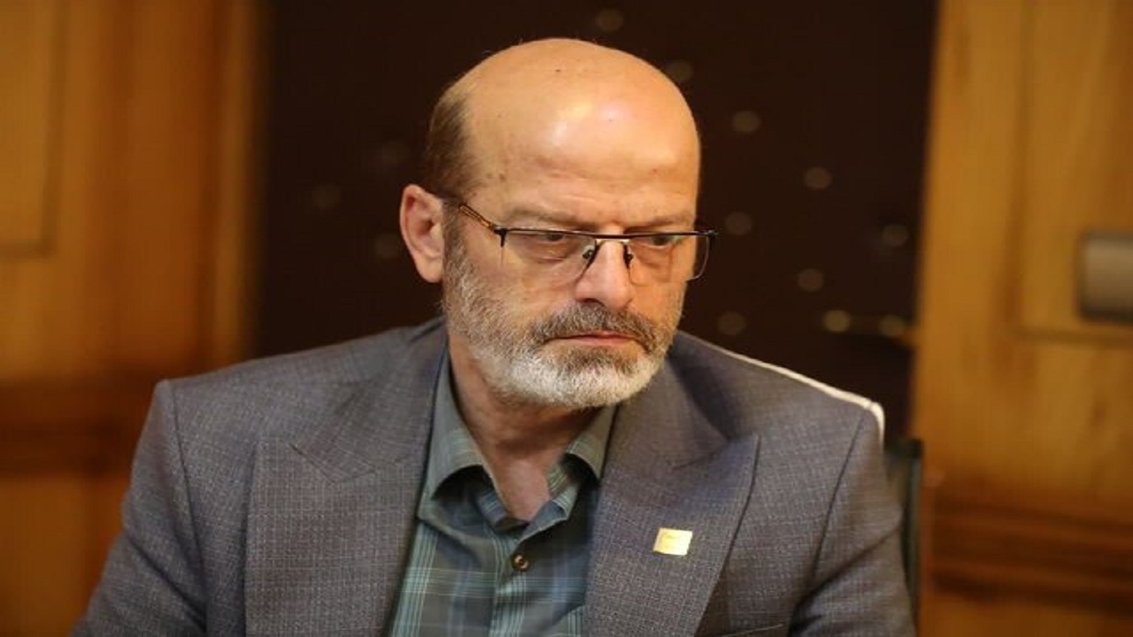 بصورت علمی و بنیادین روی شعار سال کار می‌کنیم